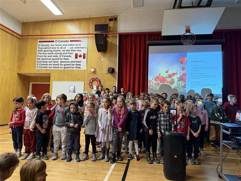 École 100 Mile Elementary Remembers (1) crystaldawn langton